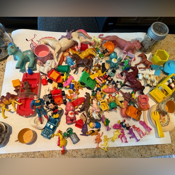 Assorted vintage Kids Toys - Picture 1 of 16
